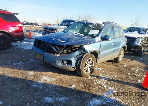 2017 Volkswagen Tiguan 2.0T/2.0T S из США, поврежденный, VIN WVGBV7AX3HK007826